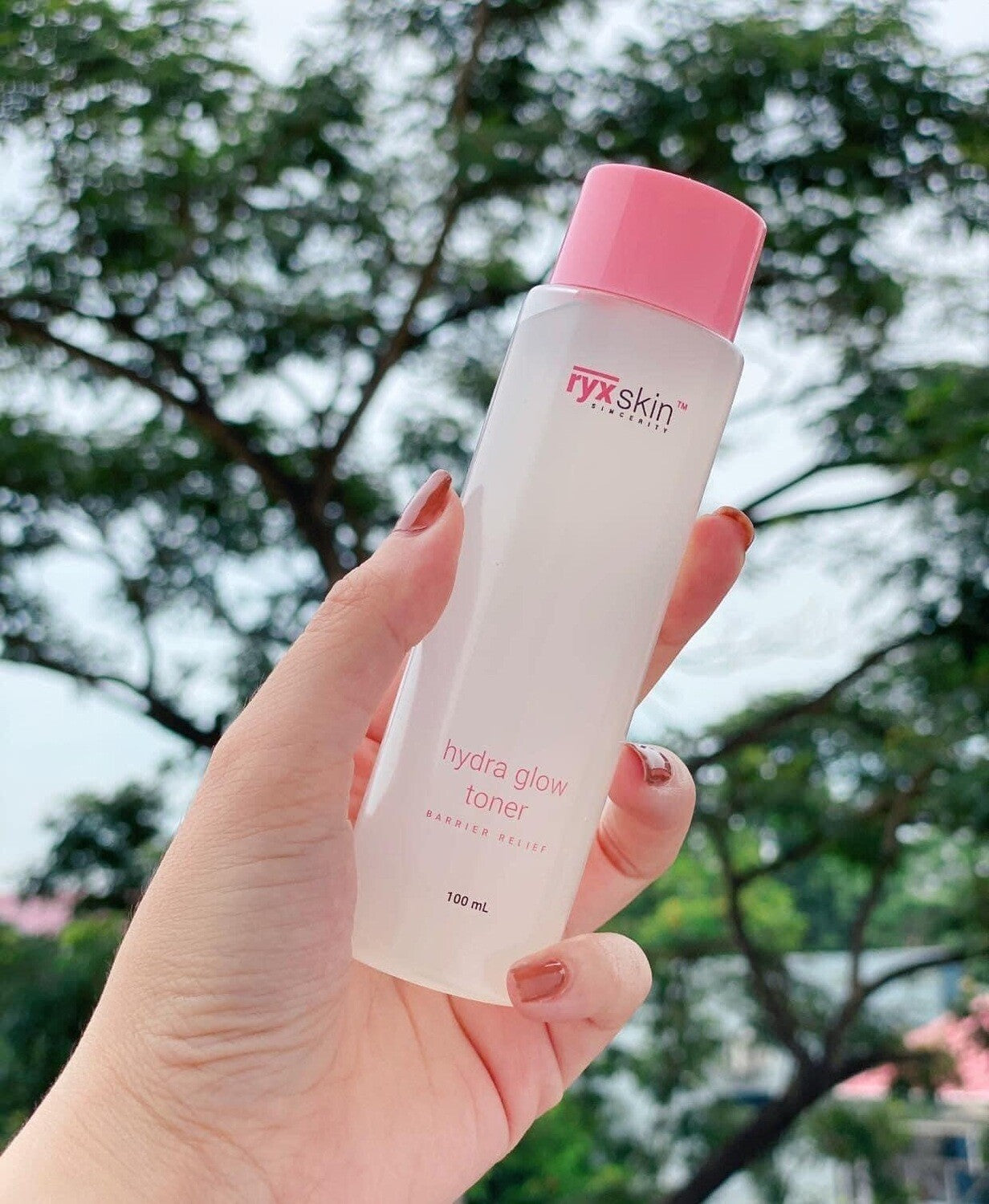 HYDRA GLOW TONER